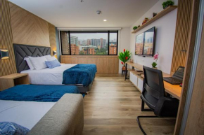 Unique Suite in El Poblado CoWork/ GYM / Fast WiFi